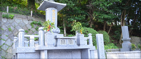 永代納骨塔